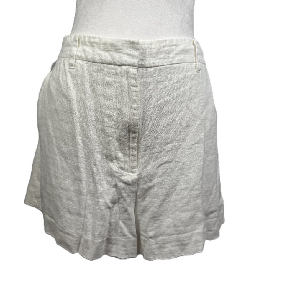 Nine West Linen and Viscose Blend Lined White Trouser Shorts Sz L Flat Front
